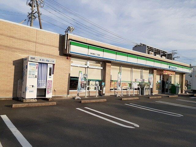 ファミリーマート浜松城北二丁目：500m