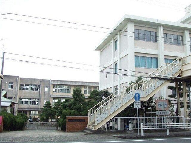 浜松市立可美中学校：900m