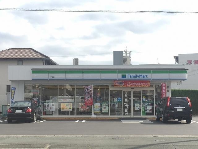 ファミリーマート子安店：200m