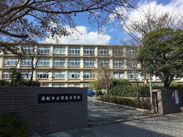 開成中学校：300m