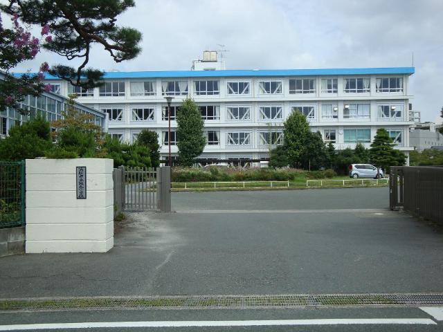 浜松市立城北小学校：312m