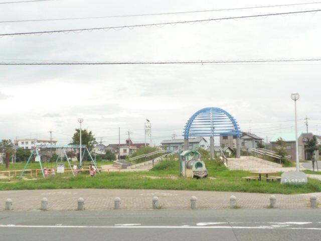 楊子公園：721m