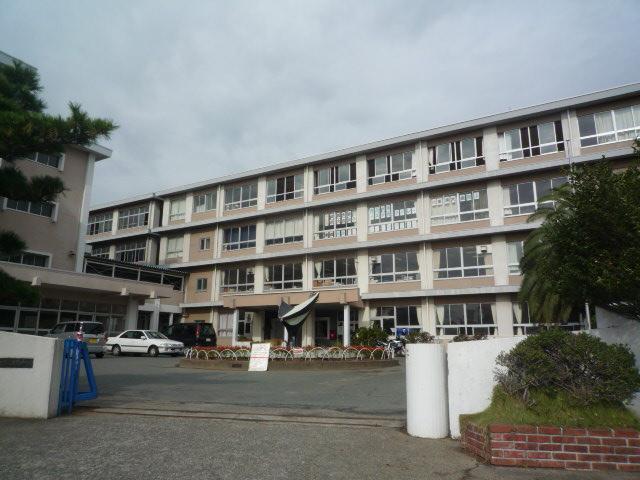 浜松市立南陽中学校：510m