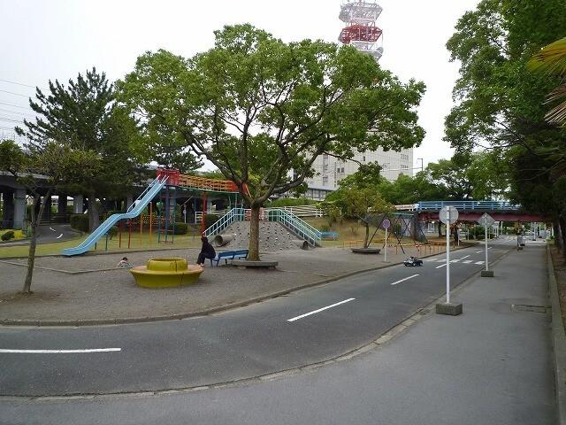 相生公園：925m