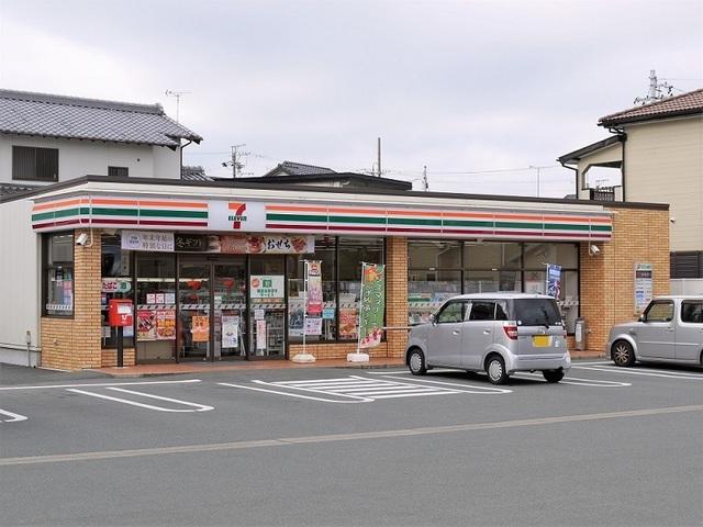 セブンイレブン浜松龍禅寺町店：300m