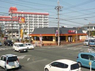 ロッテリア浜松幸店：715m