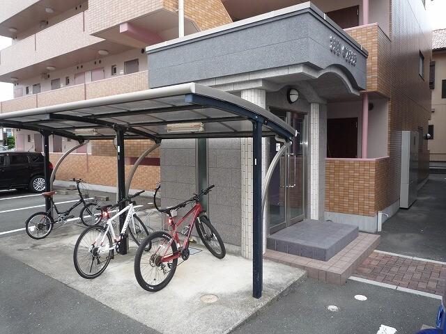 ジュンオアシス エントランス