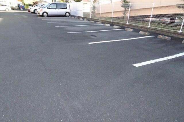 Ｒｅｌａｃｈｅ（203） 駐車場