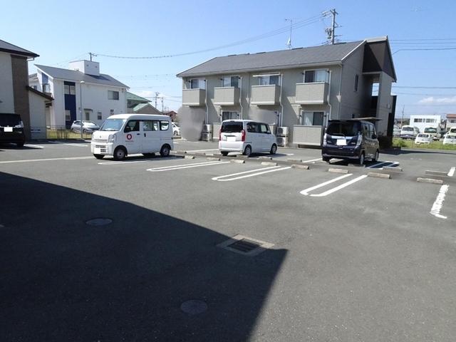 サニーコート丸領　B（202） 駐車場