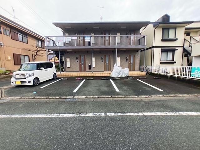 ブランヴェール（103） 駐車場