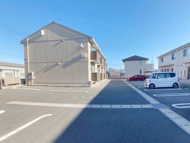 Ｄ−ｒｏｏｍ三方原　A棟（201） 駐車場
