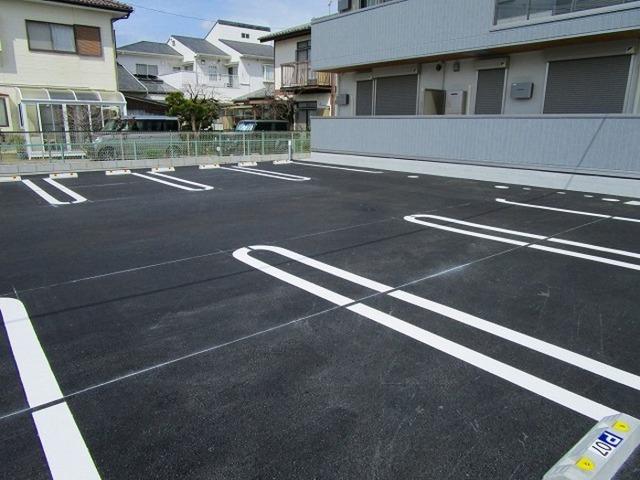 D-Hills名塚町（201） 駐車場