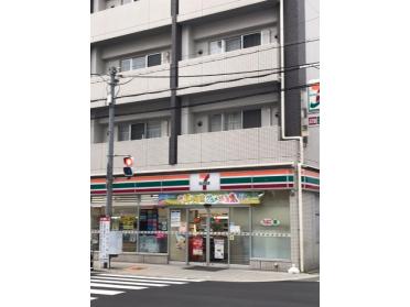 セブンイレブン大阪小松2丁目店：332m