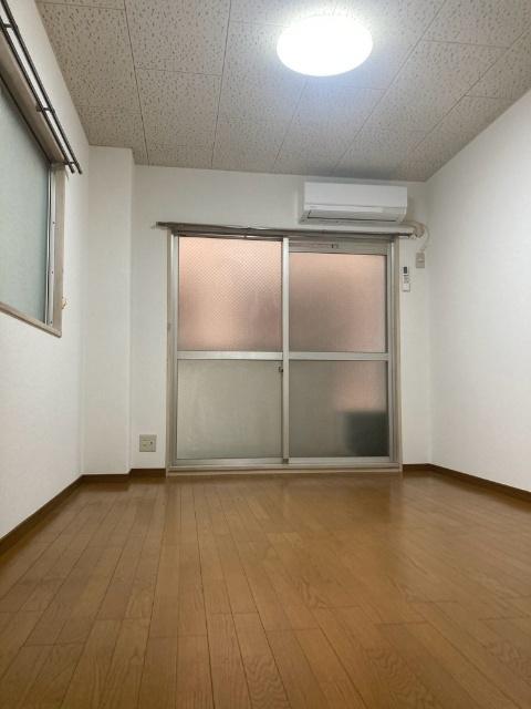 大阪市東淀川区豊里マンション リビング