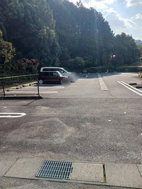 ヌーヴェル・ブリーゼ（304） 駐車場