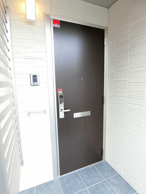 花水木ハイツ　A（102） 玄関