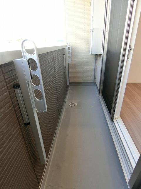 ワイズ古市（302） バルコニー