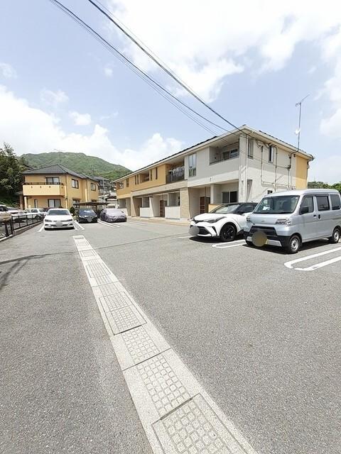 アークガーデン　Ⅱ（101） 駐車場