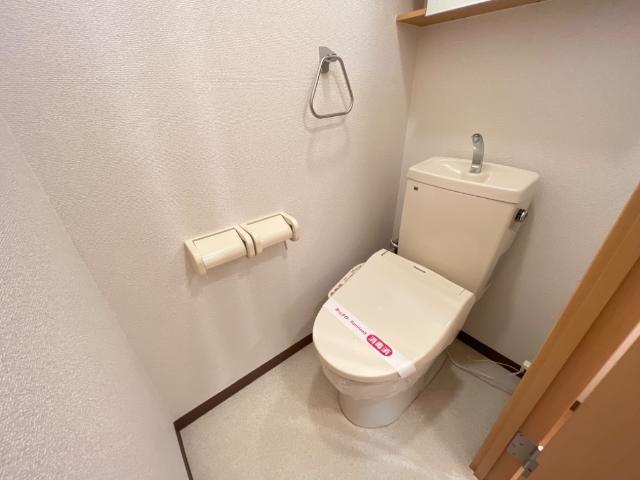 West Side Court 部屋画像