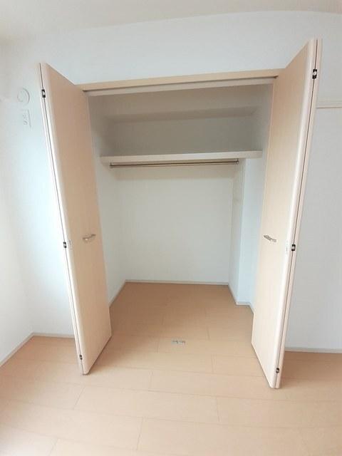 オルテンシアⅢ（304） 収納
