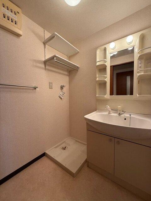 コンフォール空港通り（704） 部屋画像