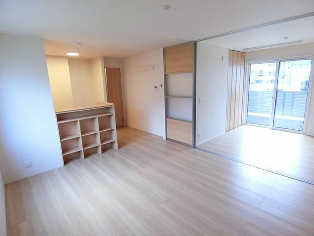 ダン・ルミエール（102） 部屋画像