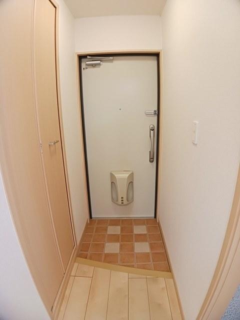 ジェントリー山本（302） 玄関