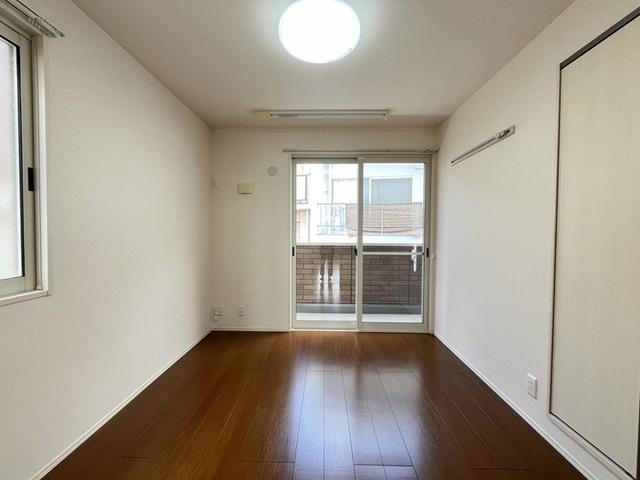 Ｅｎ　Ｃｏｕｒｔ　Ｃｈｉｙｏ（301） 部屋画像