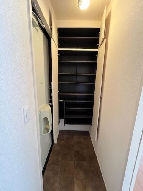 Ｅｎ　Ｃｏｕｒｔ　Ｃｈｉｙｏ（301） 部屋画像