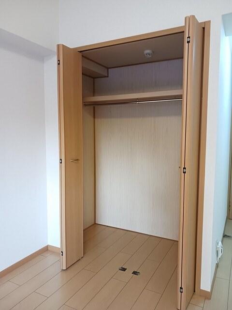 グランジュネッス（702） 収納