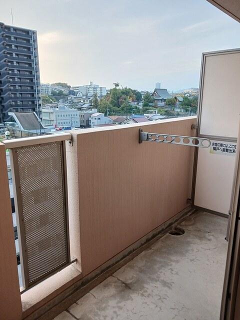 グランジュネッス（702） バルコニー