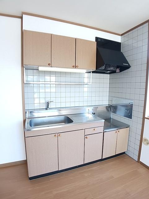 サンプレイス八木（202） キッチン