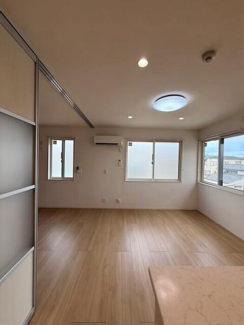 サリオス庚午北（303） 部屋画像