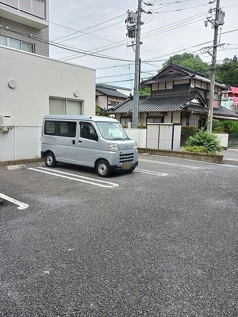 サニーガ−デン　Ａ（202） 駐車場