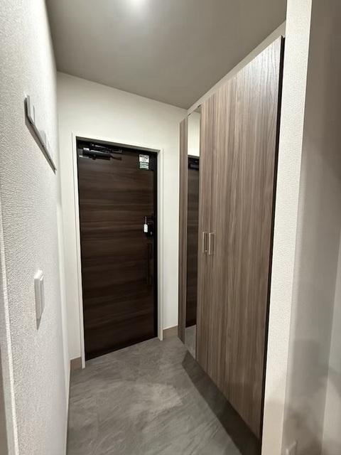 Ｄ−ＲＯＯＭ庚午中（103） 玄関