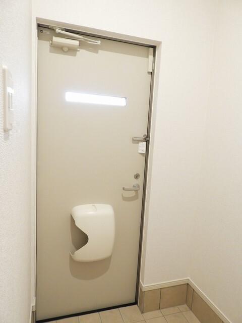 レゾンドⅢ　古市橋（101） 玄関