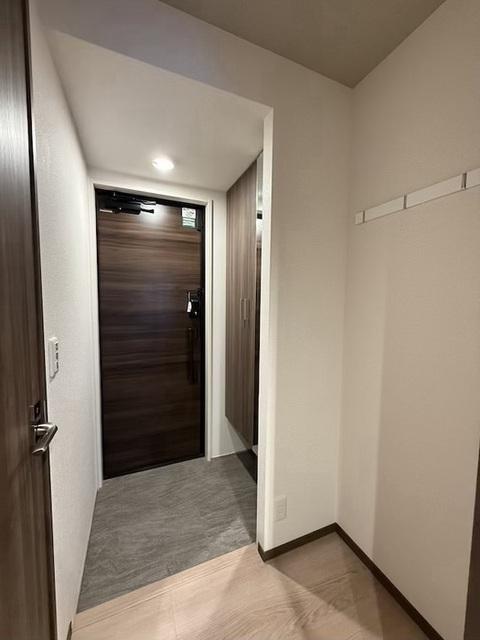 Ｄ−ＲＯＯＭ庚午中（201） 玄関