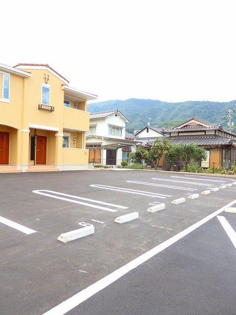 サニ−ユニゾン　Ｃ（102） 駐車場