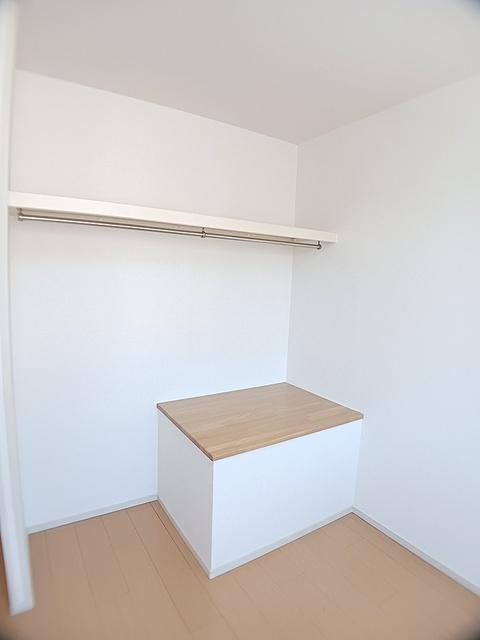 イブコート（202） 収納