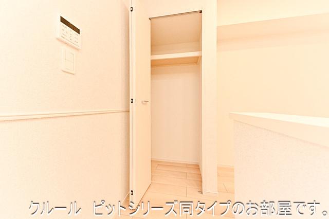 グロリオサ川根（202） 収納