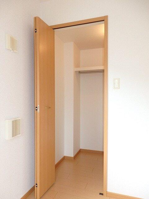 モデッサ　Ⅱ番館（101） 収納