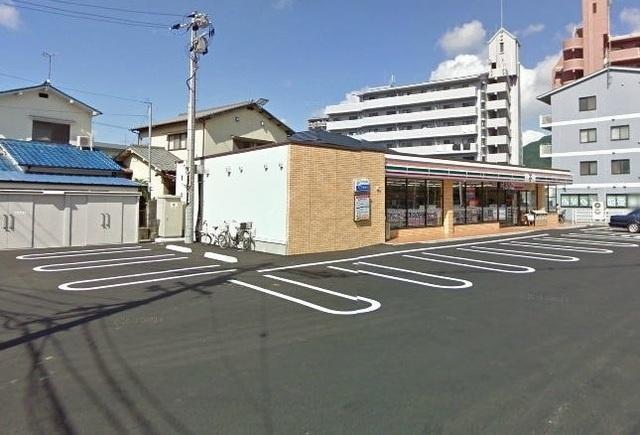 セブンイレブン：190m