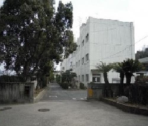 広島市立安西中学校：1400m