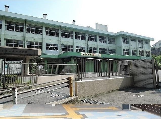 亀山中学校：2800m