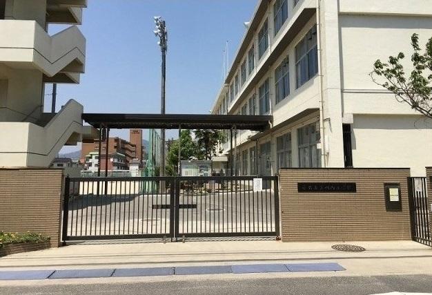 川内小学校：400m