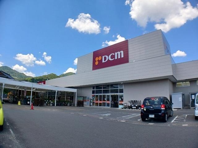 ホームセンターダイキ：120m