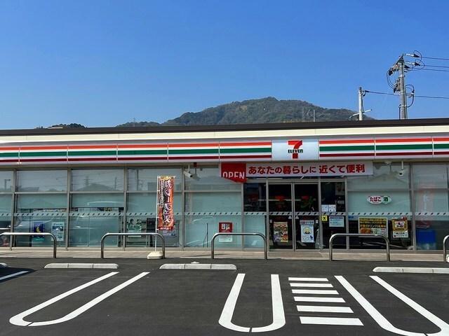 セブンイレブン祇園８丁目店：850m