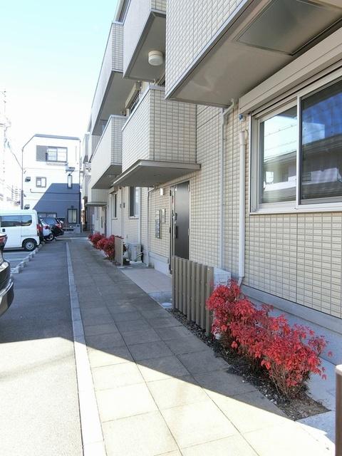 ファミール玉木（204） エントランス