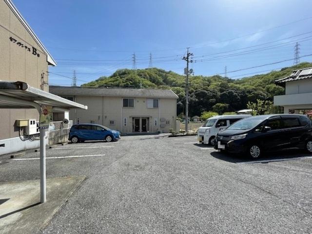 ゼフィランテス　A棟（101） 駐車場