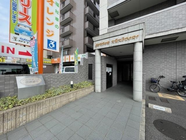 コンフォール空港通り（704） エントランス
